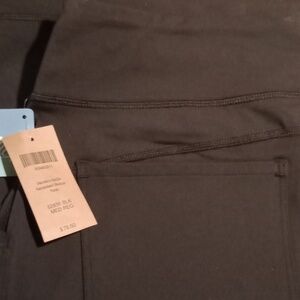 NWT Woman Leggings